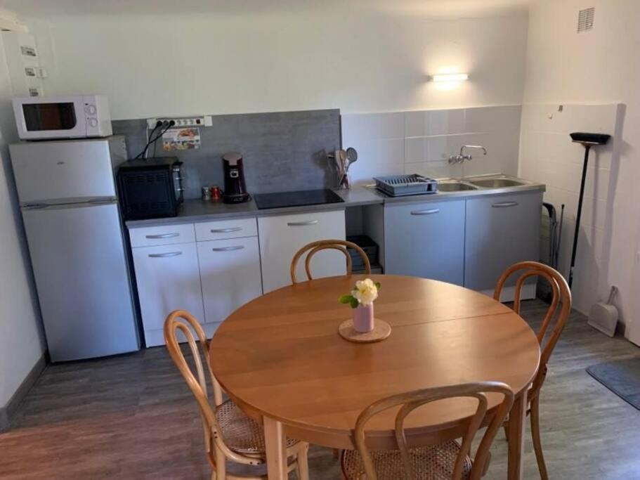 Appartement F1 25M² Les Farges  Buitenkant foto